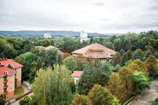 Отель Hotel Vesna Трускавец Улучшенный двухместный номер с 1 кроватью-19