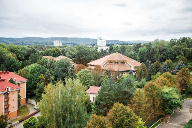 Отель Hotel Vesna Трускавец-32